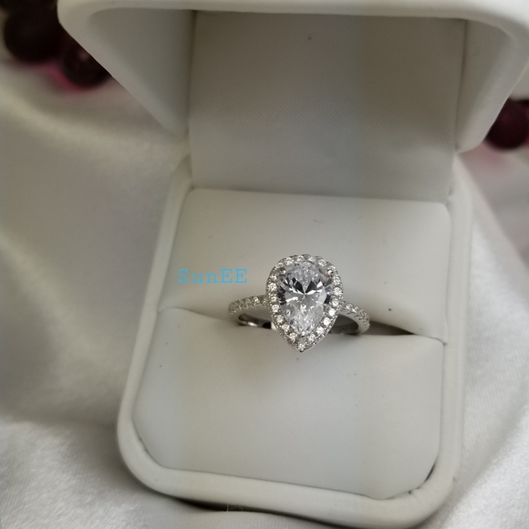 NEW PEAR CUT 925 STERLING STERLING DIAMOND RING - Picture 2 of 5
